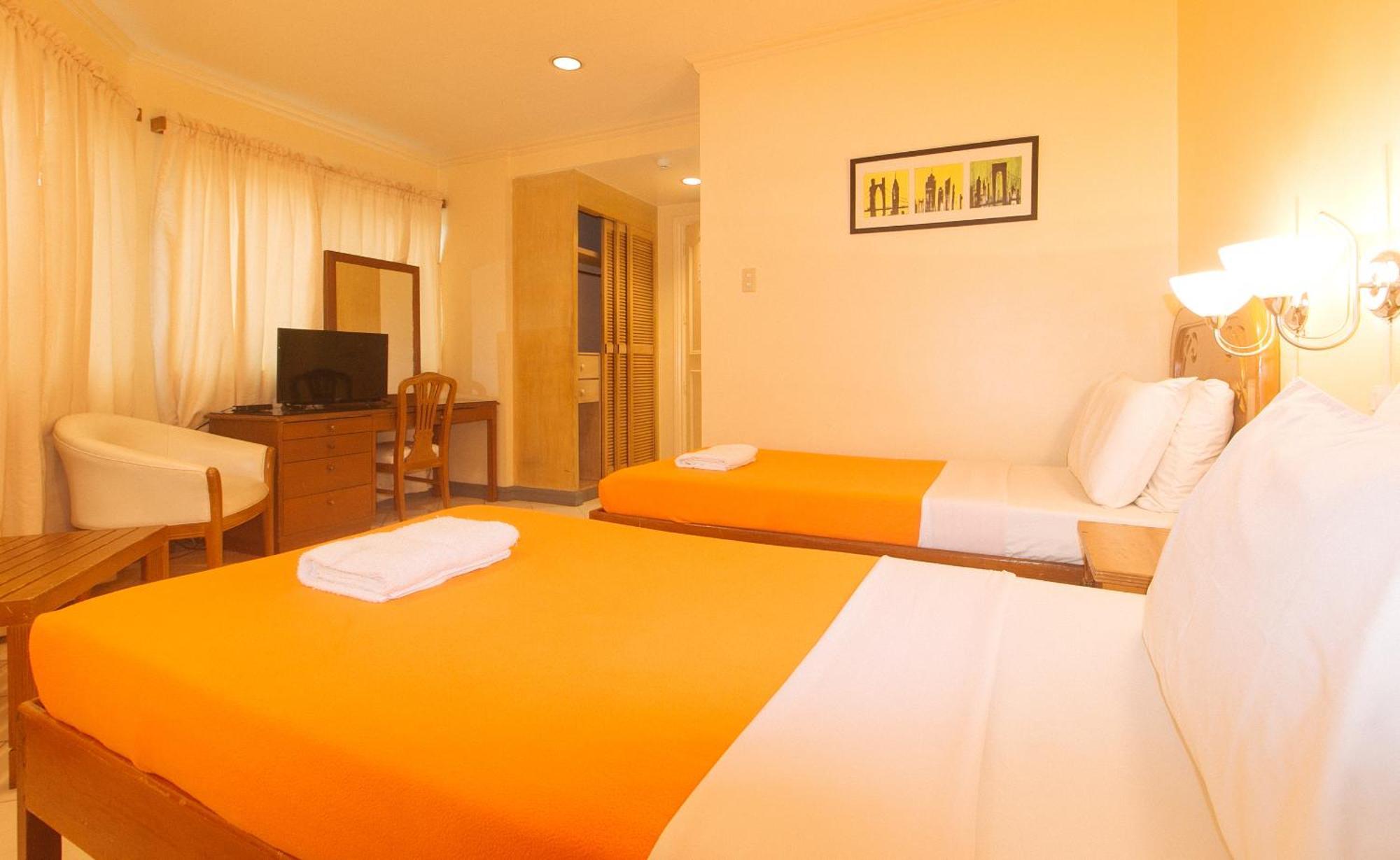 באקולוד Royal Am Rei Hotel By Reddoorz מראה חיצוני תמונה